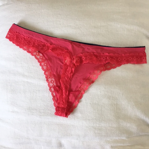 Aerie Pink Thong with Lace, size X-Large - Picture 2 of 5